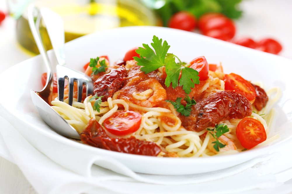 spaghetti-z-suszonymi-pomidorami.jpg